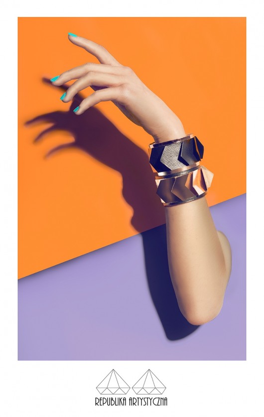 Circles and lines- black Republika jewelry