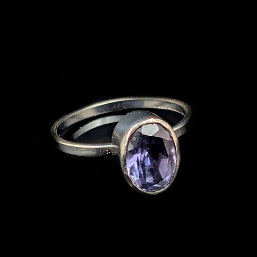 pierścionki srebrne Pierścionek iolit w czerni srebra