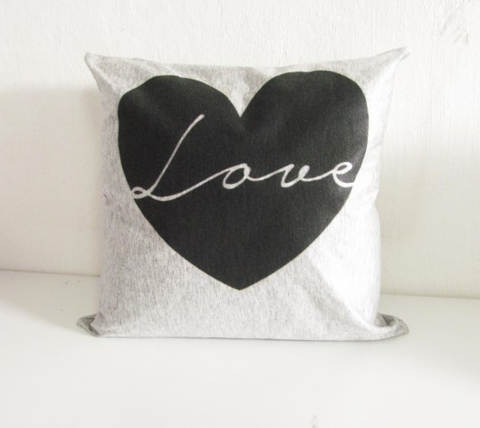 Poduszka Love magicboxshop