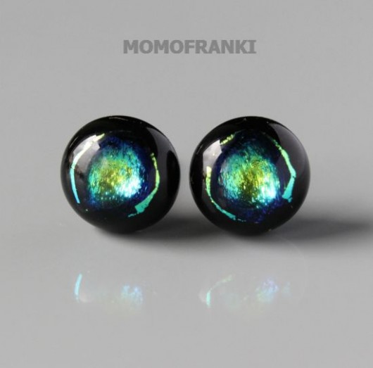 strange eyes momofranki