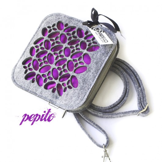 szara pepitka z fioletem PAWDECO