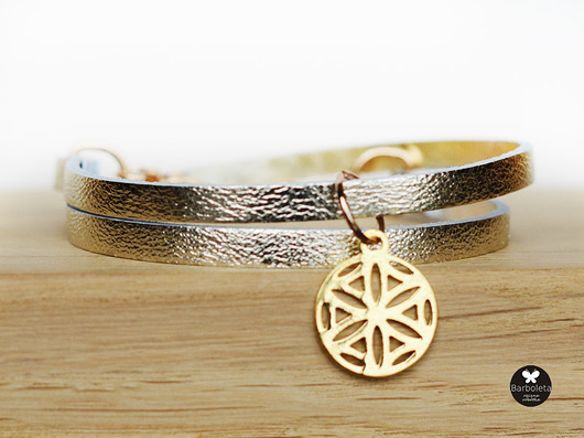 flo gold mandala gold barboleta