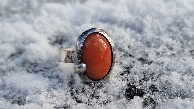 pierścionki - różne Pomarańczowy - pierścionek regulowany