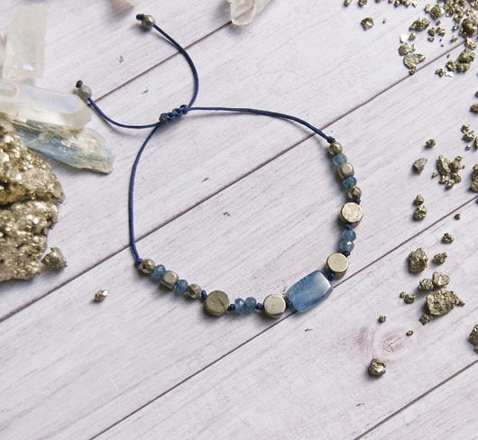 bransoletki z kamieni naturalnych Amulet - koncentracja, kreatywność - kyanit