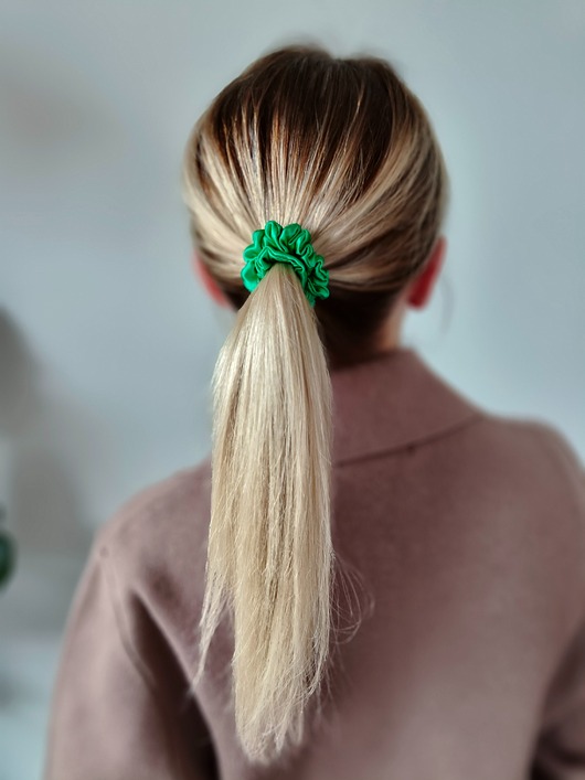 gumki do włosów Gumka jedwabna, scrunchie, frotka green grass MINI