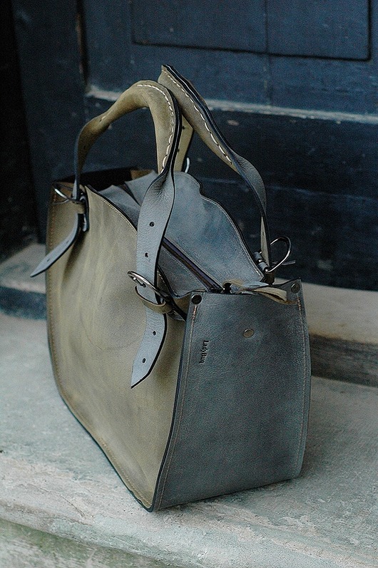 Kuferek Khaki i Szary torebka od Ladybuq M Ladybuq Art Studio