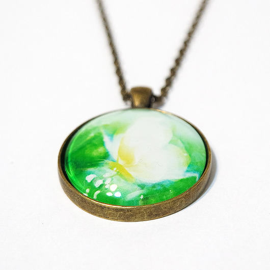 wisiory Medalion, naszyjnik - Żółty motyl - brąz