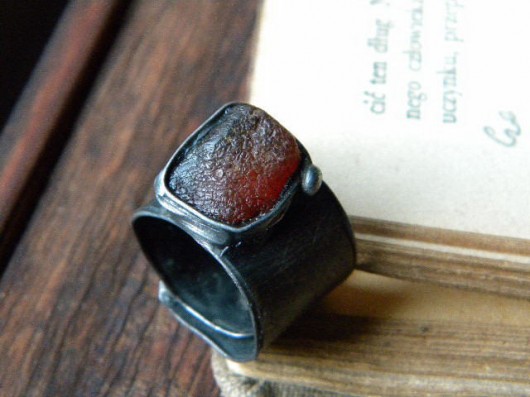 Roman Ancient Ring ;) surowy bursztyn Beata Trotter