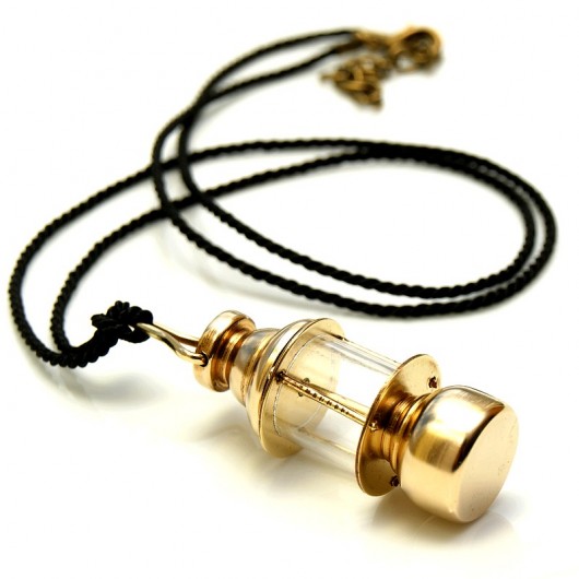 Lampa naftowa - mosiadz SHEandHE
