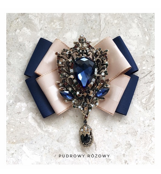 broszki Brosza  z Ogromnym kryształem 1 szt NEW