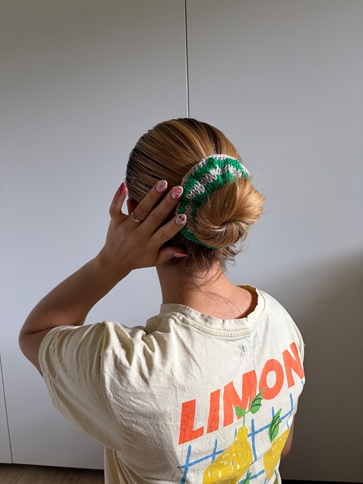 gumki do włosów Wełniana scrunchie w paski