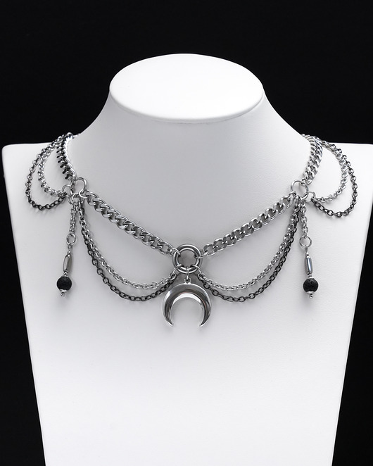 kolie Stalowy gotycki naszyjnik kolia z lunulą i lawą