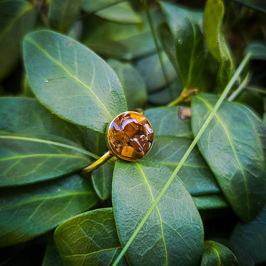 pierścionek z żywicy Pierścionek z tygrysim okiem