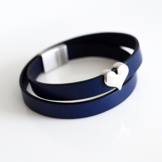 bransoletki skórzane Bransoletka granatowa skórzana damska serce stal
