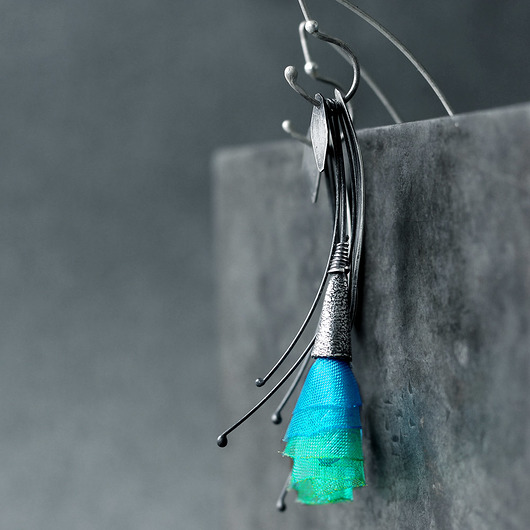 kolczyki wire wrapping Srebrne delikatne kolczyki TURKUSOWE LISTKI