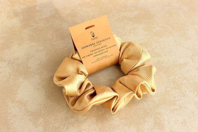 ZŁOTE jedwabne SCRUNCHIE gumka Upcykling VENUSS concept store