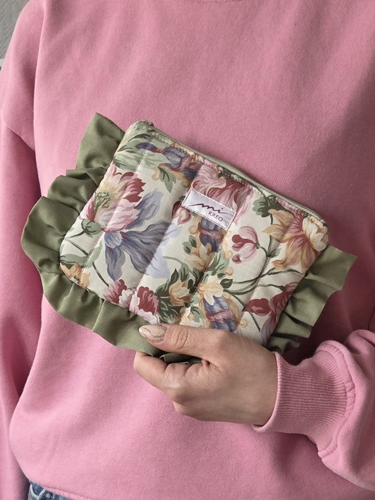 kosmetyczki Kosmetyczka falbanka kwiatowa