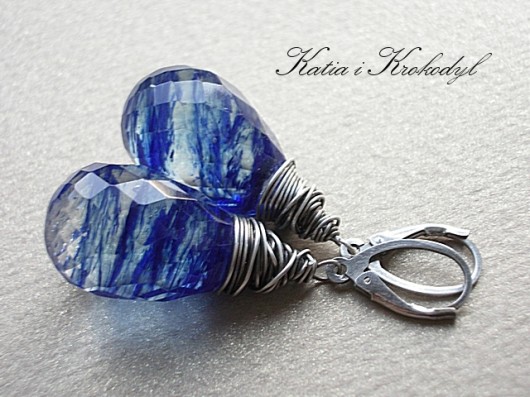 LONDON BLUE W OPLOCIE Katia i krokodyl