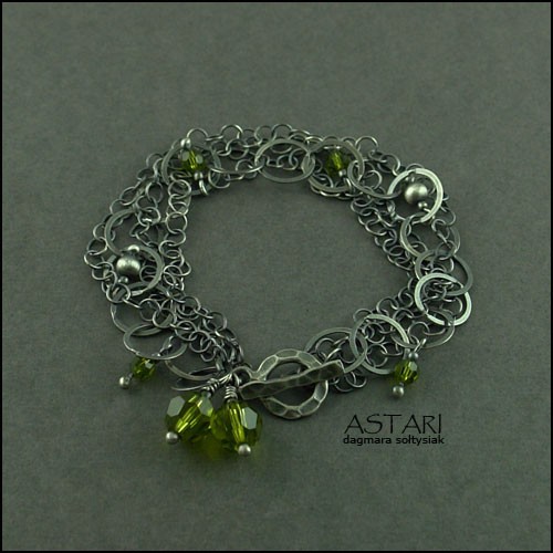 kryształ SWAROVSKI I ŁAŃCUSZKI - OLIVINE Astari