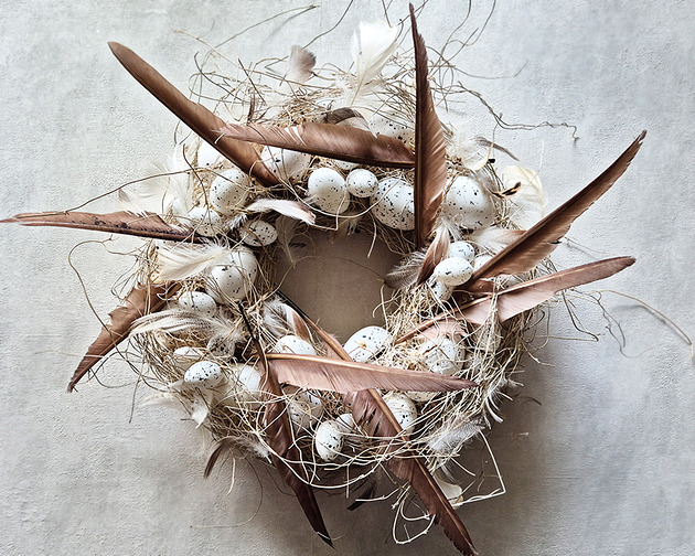 wianki wielkanocne Wianek z piórami
