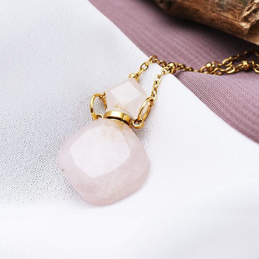 złote naszyjniki Naszyjnik "Amoris Essence" - Twoja Osobista Aura z kwarcu