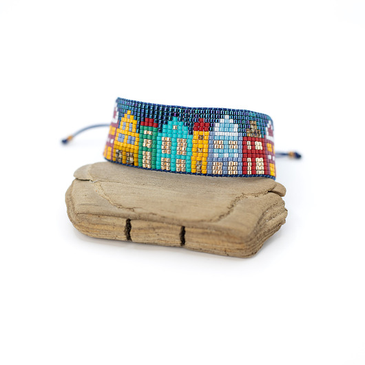 bransoletki ze szkła Bransoletka tkana z koralików - kamieniczki nocą