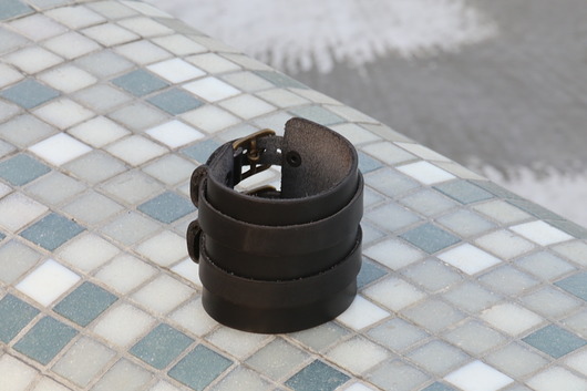 Minimalistyczna Bransoletka  skórzana InthLeathercraft