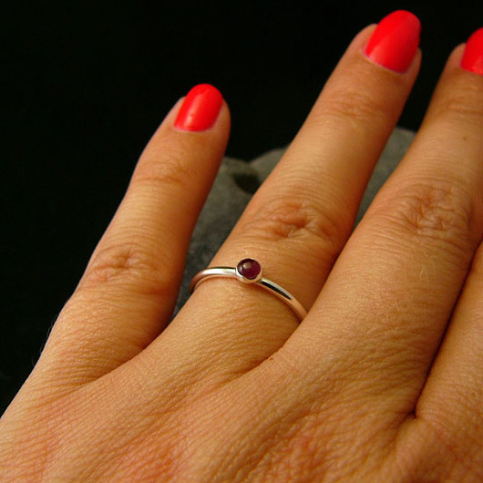 pierścionki srebrne Pierścień Drobinek - Rubin Srebro
