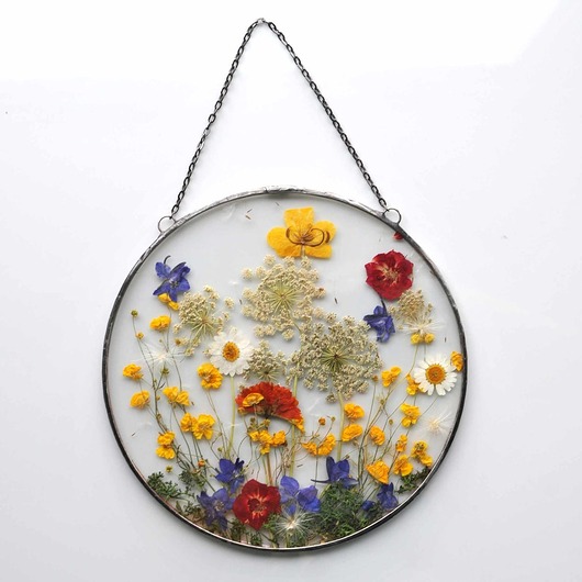 Ozdoby na ścianę Kwiaty wiosenne. Prezent na rocznicę.