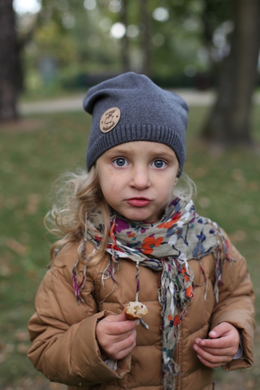 Dzianinowa czapeczka DARK GREY BEANIE Le petit cochonnet