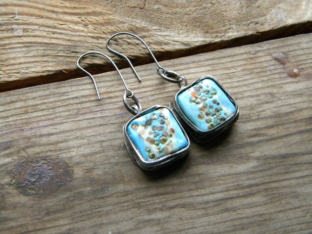 kolczyki wire wrapping Spadające kropki - kolczyki
