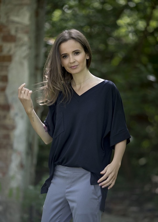 Tshirt Maya Czarny Loose