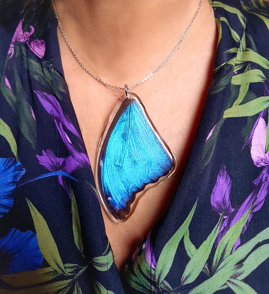 wisiory Naszyjnik z motylem morpho didius, naszyjnik motyl