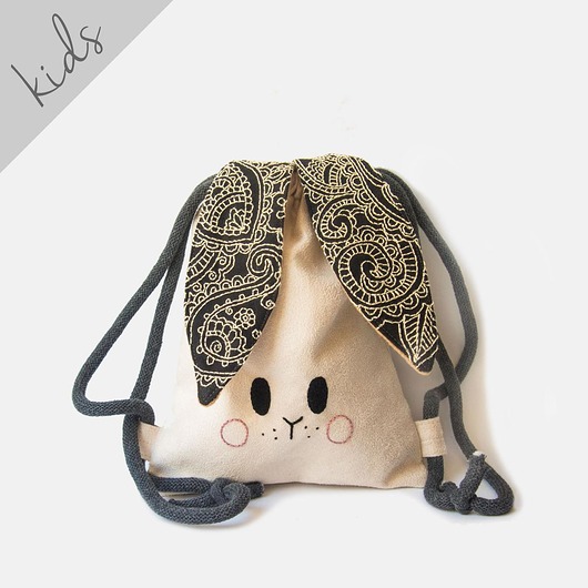 Mini plecack króliczek ecru z haftem raspberi