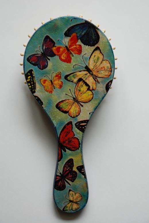 Motyle artrachela