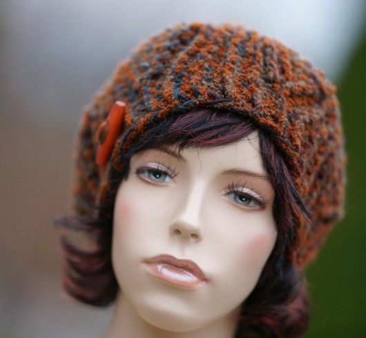  Beret &quot; Countess Wood &quot;  HERBE DESIGN