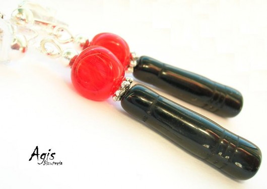 BLACK & RED - Kropka nad i ... agis