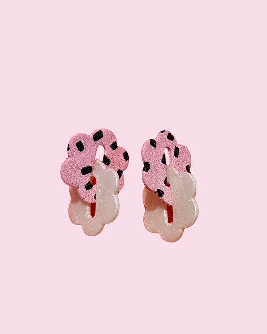 kolczyki z masy plastycznej Kolczyki kwiatuszki DWUELEMENTOWE - różowe