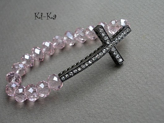 Crucifix pink  - bransoletka KiKa pracownia