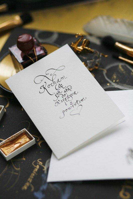 kartki scrapbooking Walentynkowa kartka kaligrafowana ręcznie atramentem Kocham Cię jak