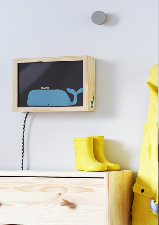 Lampka z Plakatem Lightbox Poster  Taki Papier