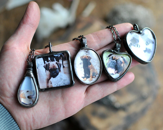 wisiory Wisiorek z Pupilem