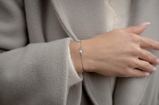 bransoletki z kamieni naturalnych Bransoletka ze spękanym Kryształem Górskim