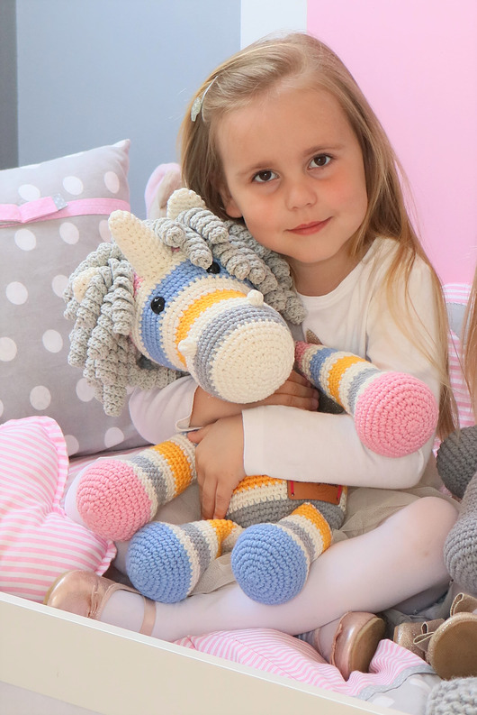 misie i maskotki Tęczowy handmade jednorożec w rozmiarze XL