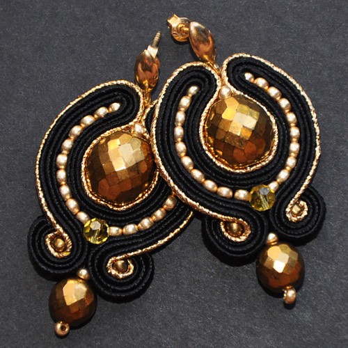 Black-gold Artspirale