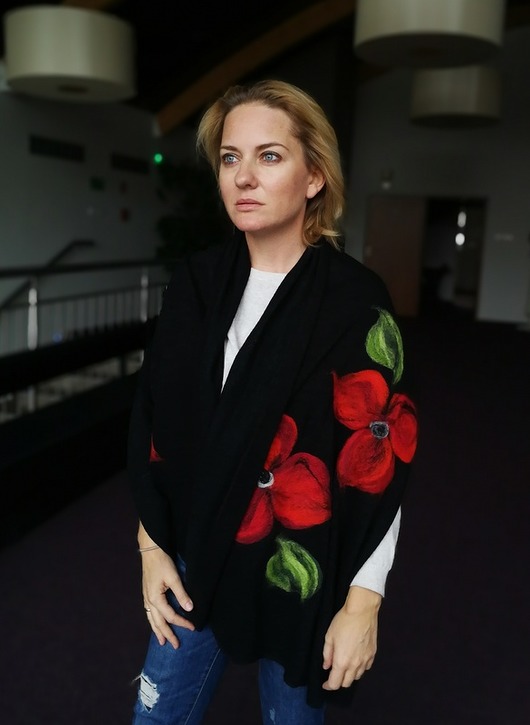 czarny wełniany ciepły szal zimowy merynosy ruda klara