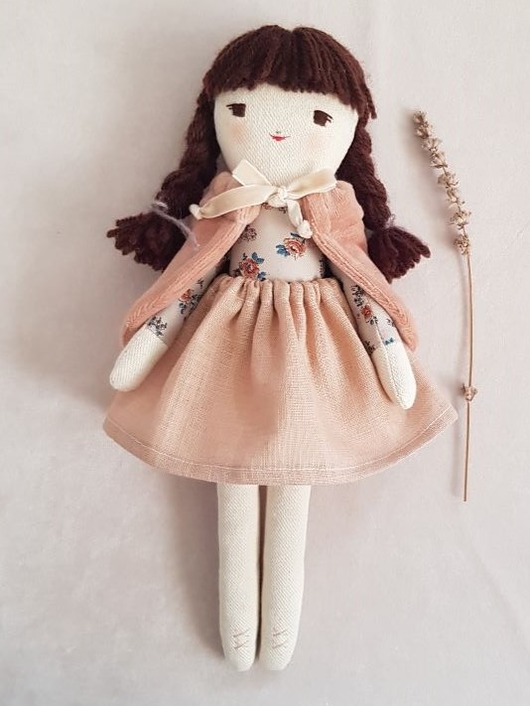 lalki Miękka przytulanka lalka Hana-Chan