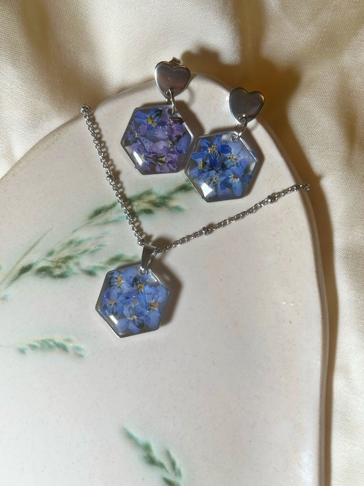 komplet biżuterii Komplet biżuterii z niezapominajkami Piękna biżuteria na prezent