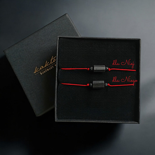 bransoletki z kamieni naturalnych Komplet dla pary : ochronne bransoletki - czarny turmalin : czerwony sznurek