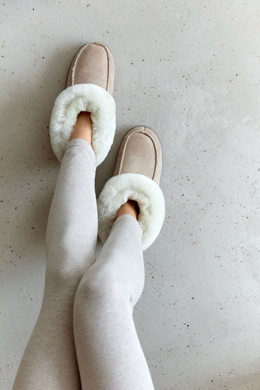 kapcie damskie Ciepłe damskie kapcie z futerkiem